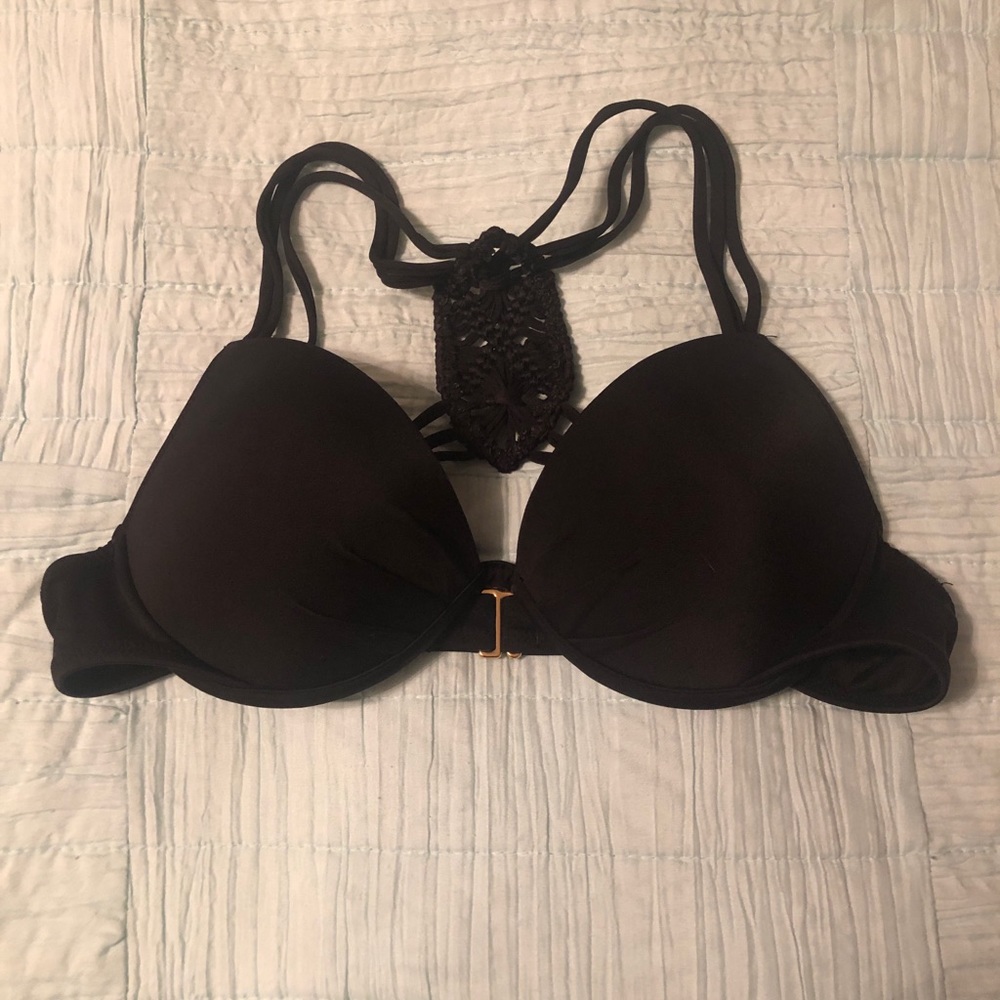 Victoria’s Secret bikini top